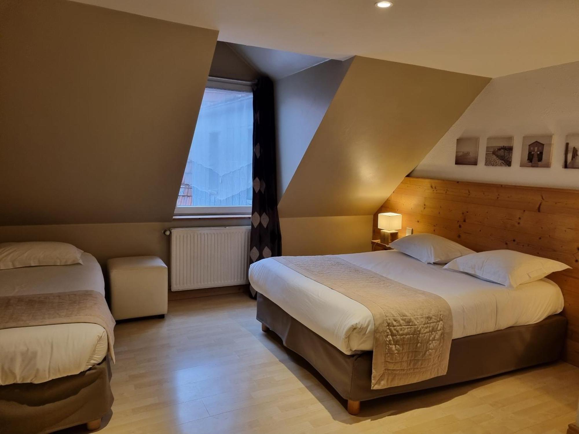 Hotel Saint-Pierre بونتارليه المظهر الخارجي الصورة
