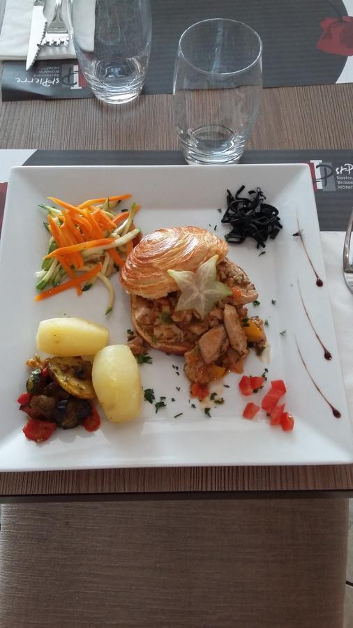 Hotel Saint-Pierre بونتارليه المظهر الخارجي الصورة